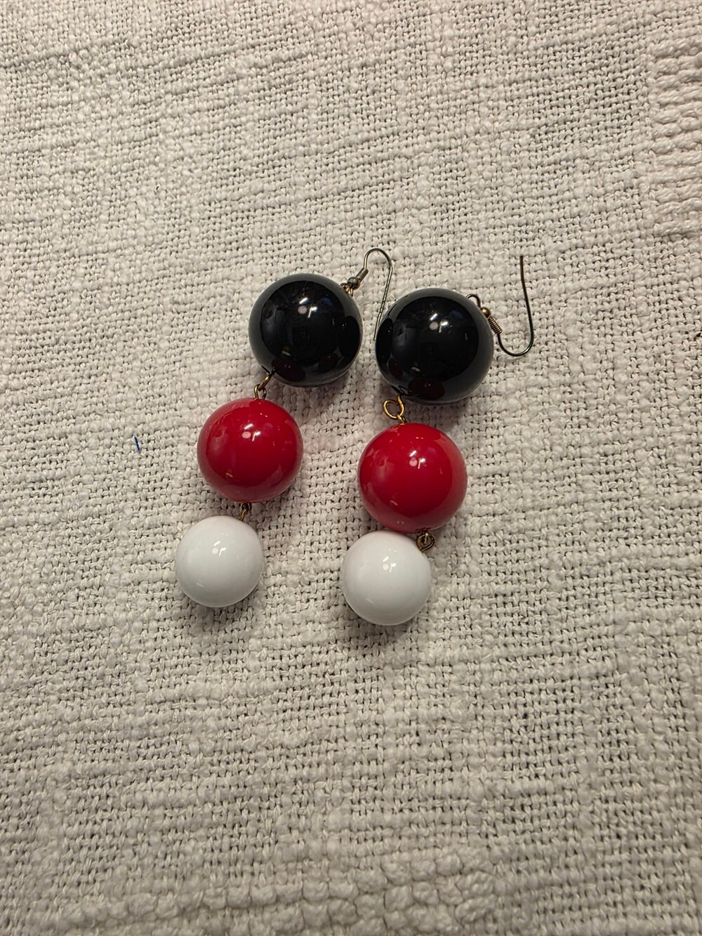 Black Red White Vintage Dangle Earrings 3 Inch Beaded Drop Jewelry